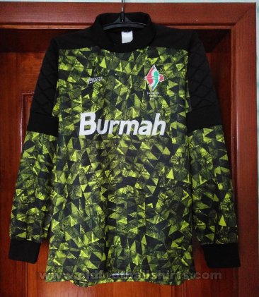 Swindon Town Goalkeeper football shirt 1991 - 1992