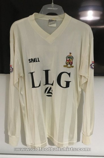 Swindon Town Away football shirt 1986 - 1987