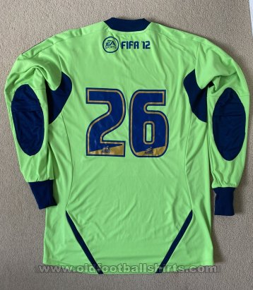 Swindon Town Goalkeeper football shirt 2011 - 2012