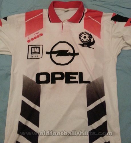 Hapoel Haifa Away football shirt 1995 - 1996