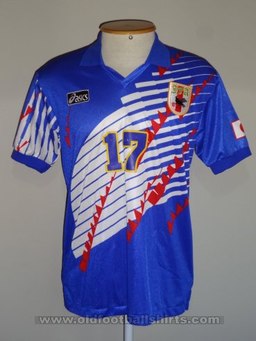 Japan Home football shirt 1995