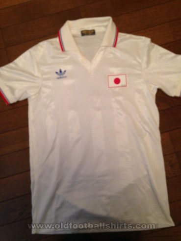 Japan Away football shirt 1985