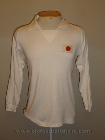 Japan Away football shirt 1973 - 1974