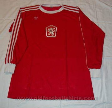 Czechoslovakia Home football shirt 1977 - 1979