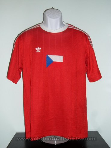 Czechoslovakia Home football shirt 1990