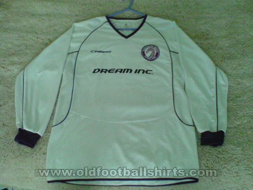 Harchester United Away football shirt 2004 - 2005
