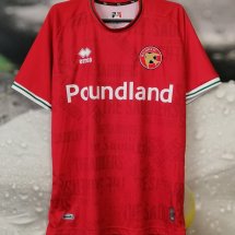 Walsall Home voetbalshirt  2022 - 2023 sponsored by Poundland