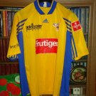 Away football shirt 1999 - 2000