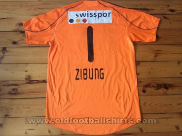 Luzern Goalkeeper football shirt 2009 - 2011