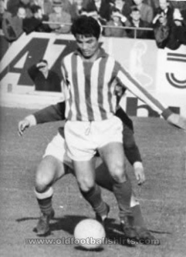 Red Star Belgrade Home football shirt (unknown year)