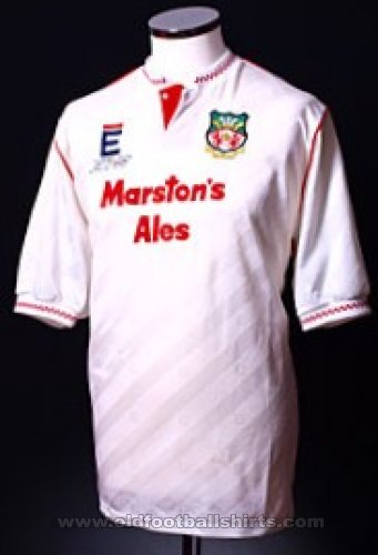 Wrexham Away football shirt 1990 - 1991