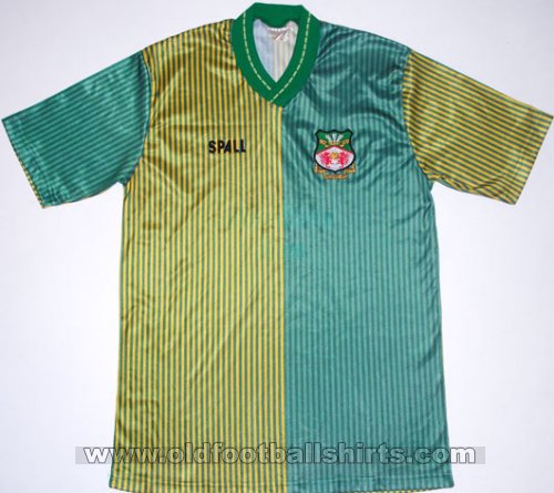 Wrexham Away football shirt 1989 - 1990