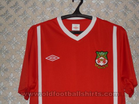 Wrexham Home football shirt 2010 - 2011