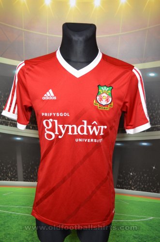 Wrexham Home football shirt 2015 - 2016