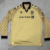 Third football shirt 2024 - 2025