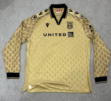 Wrexham Third football shirt 2024 - 2025