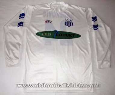 OFK Beograd Away football shirt (unknown year)