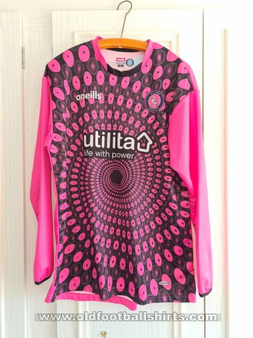 Wycombe Wanderers Goalkeeper football shirt 2018 - 2019