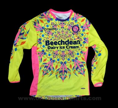 Wycombe Wanderers Goalkeeper football shirt 2017 - 2018