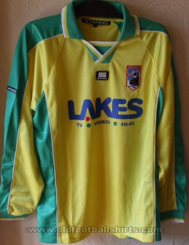 Maidenhead United Away football shirt 2004 - 2005