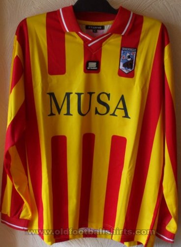 Maidenhead United Away football shirt 2004 - 2005