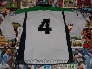 Shamrock Rovers Away football shirt 2004