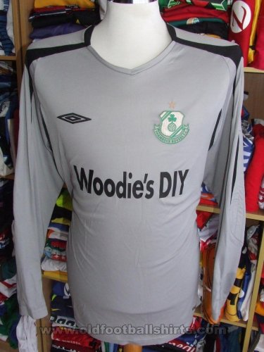 Shamrock Rovers Goalkeeper football shirt 2009