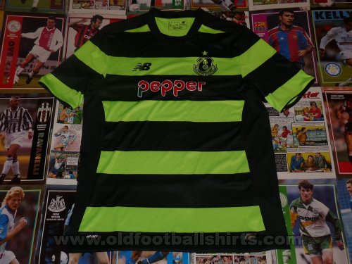 Shamrock Rovers Away football shirt 2017 - 2018