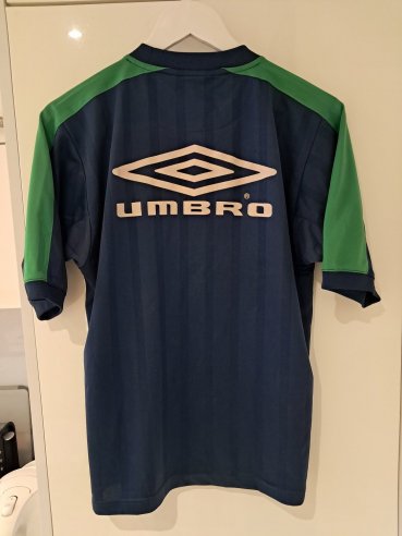Shamrock Rovers Training/Leisure football shirt (unknown year)