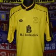 Home football shirt 2000 - 2002
