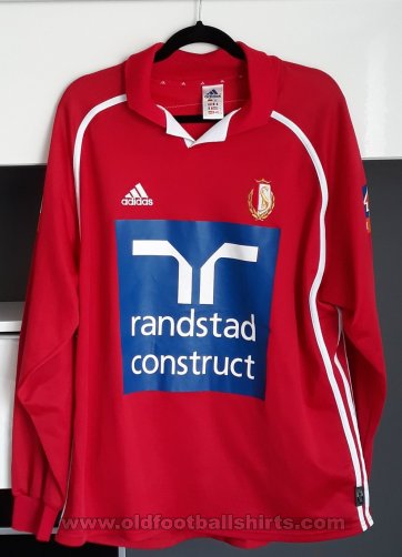 Standard Liege Home football shirt 2001 - 2002