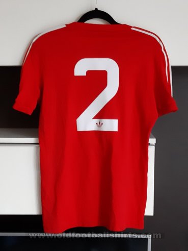 Standard Liege Home football shirt 1977 - 1978