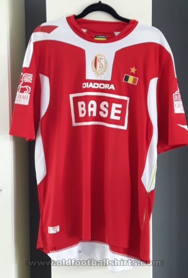 Standard Liege Home football shirt 2009 - 2010