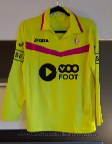 Standard Liege Goalkeeper football shirt 2011 - 2012
