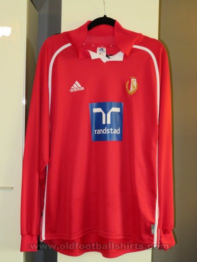Standard Liege Home football shirt 2001 - 2002