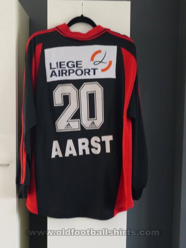 Standard Liege Away football shirt 2001 - 2002