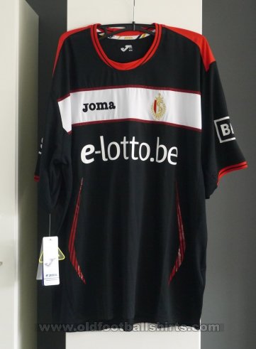 Standard Liege Away football shirt 2011 - 2012