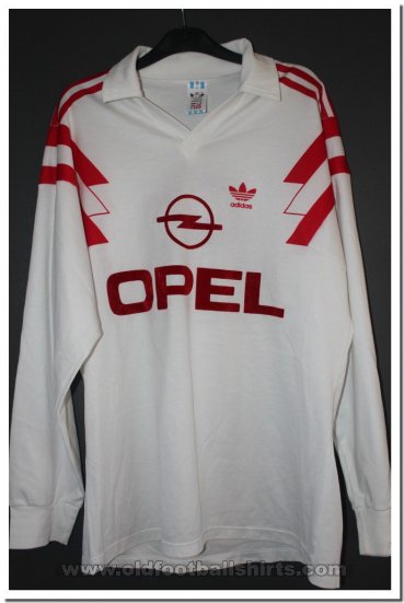 Standard Liege Away football shirt 1989 - 1990