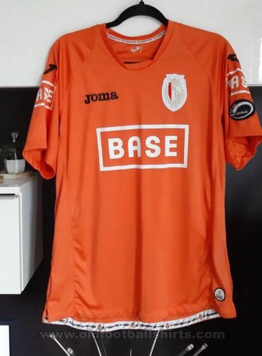 Standard Liege Goalkeeper football shirt 2013 - 2014