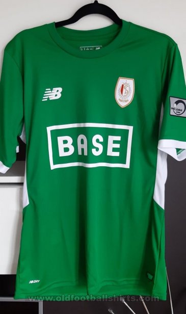 Standard Liege Goalkeeper football shirt 2017 - 2018