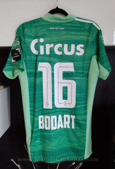 Standard Liege Goalkeeper football shirt 2021 - 2022