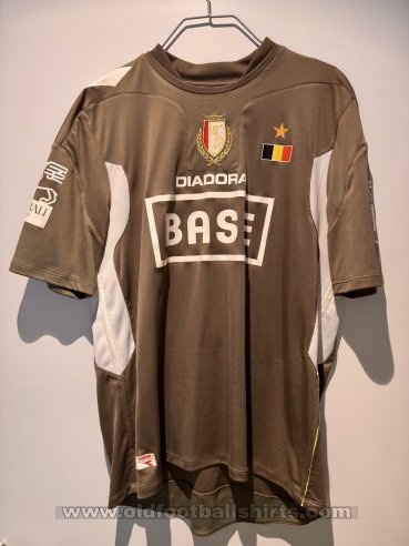 Standard Liege Third football shirt 2009 - 2010