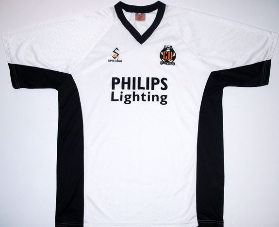 Cambridge United Away football shirt 1999 - 2001. Sponsored by Philips Lighting