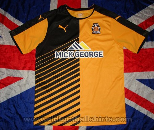 Cambridge United Home football shirt 2015 - 2016