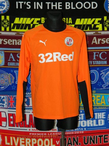 Crawley Town Goalkeeper football shirt 2014 - 2015