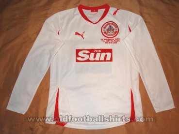Crawley Town Cup Shirt football shirt 2011