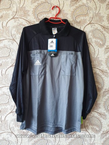 Referees Unknown shirt type 2000 - 2001