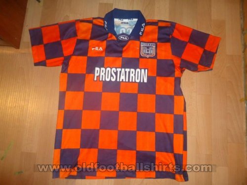 Boyacá Chicó F.C. Home football shirt 2003