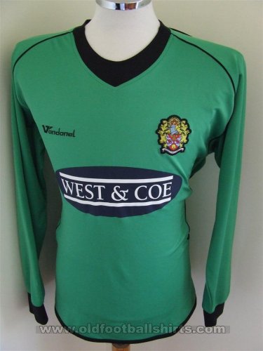 Dagenham & Redbridge Goalkeeper football shirt 2008 - 2009