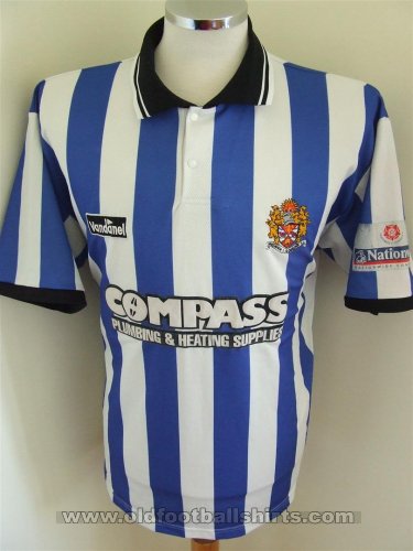 Dagenham & Redbridge Away football shirt 2001 - 2003